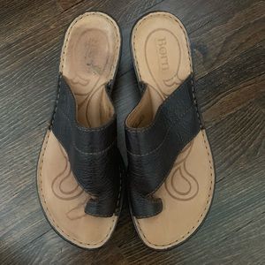 Born Soft Leather Brown Sandals, Sz 8